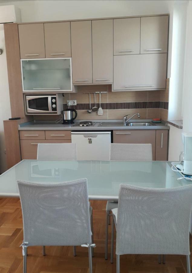 Studio Apartment Jasna โนวีวีโนดอลสกี ภายนอก รูปภาพ